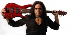 Marco Mendoza